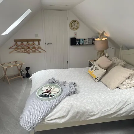 Roseberry Loft Perfect For Wilton Site Guest house *